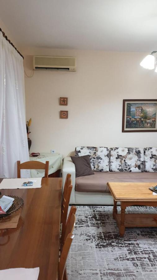 Valentina'S Apartment Tirana Exterior photo
